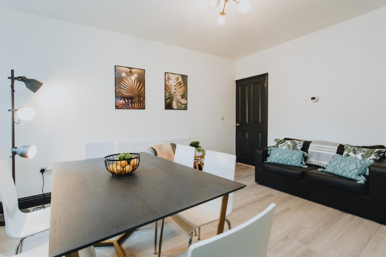 Townhouse House Ideal Contractors In Rugby Zewnętrze zdjęcie